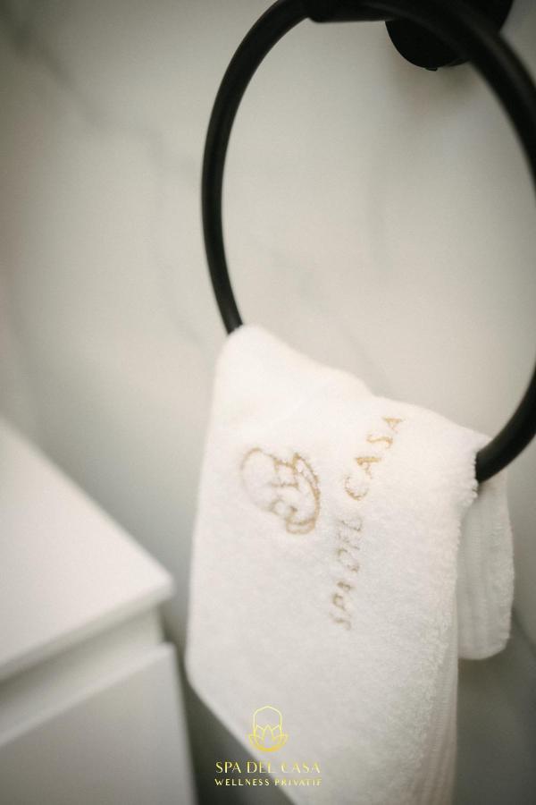 ホテル Spa Palawan Prive Avec Jacuzzi Et Sauna リエージュ エクステリア 写真